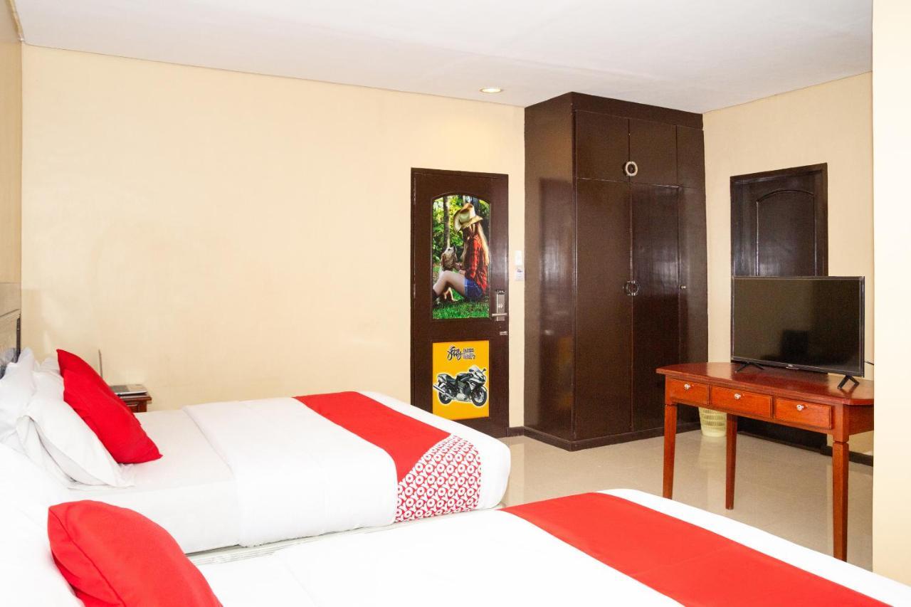 Oyo 133 Jazzy James Country Hotel 2 Davao City Dış mekan fotoğraf