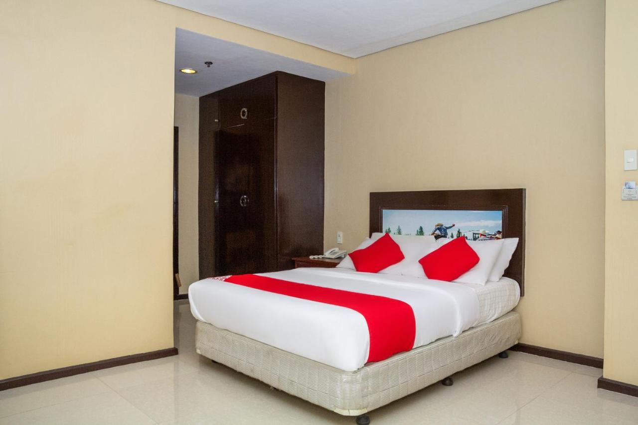 Oyo 133 Jazzy James Country Hotel 2 Davao City Dış mekan fotoğraf