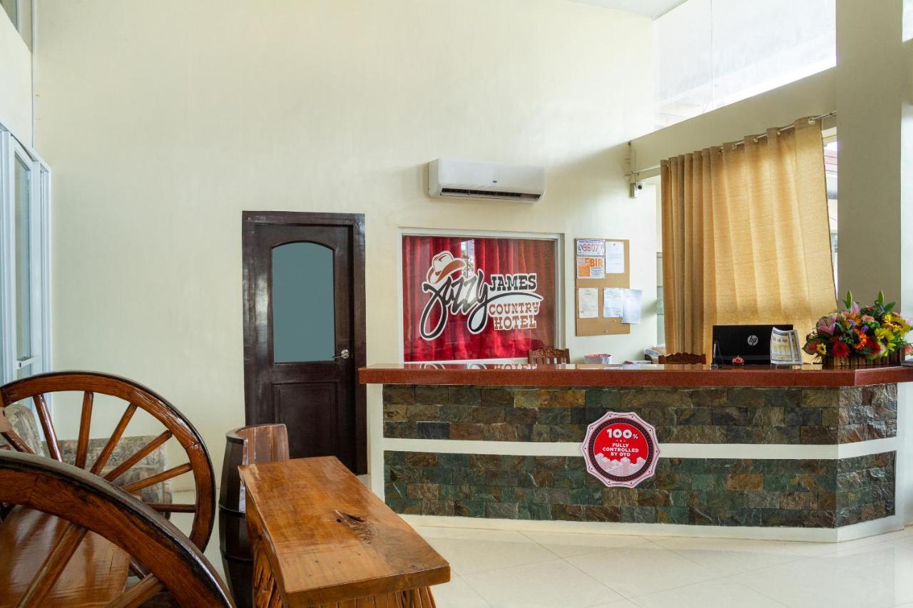 Oyo 133 Jazzy James Country Hotel 2 Davao City Dış mekan fotoğraf
