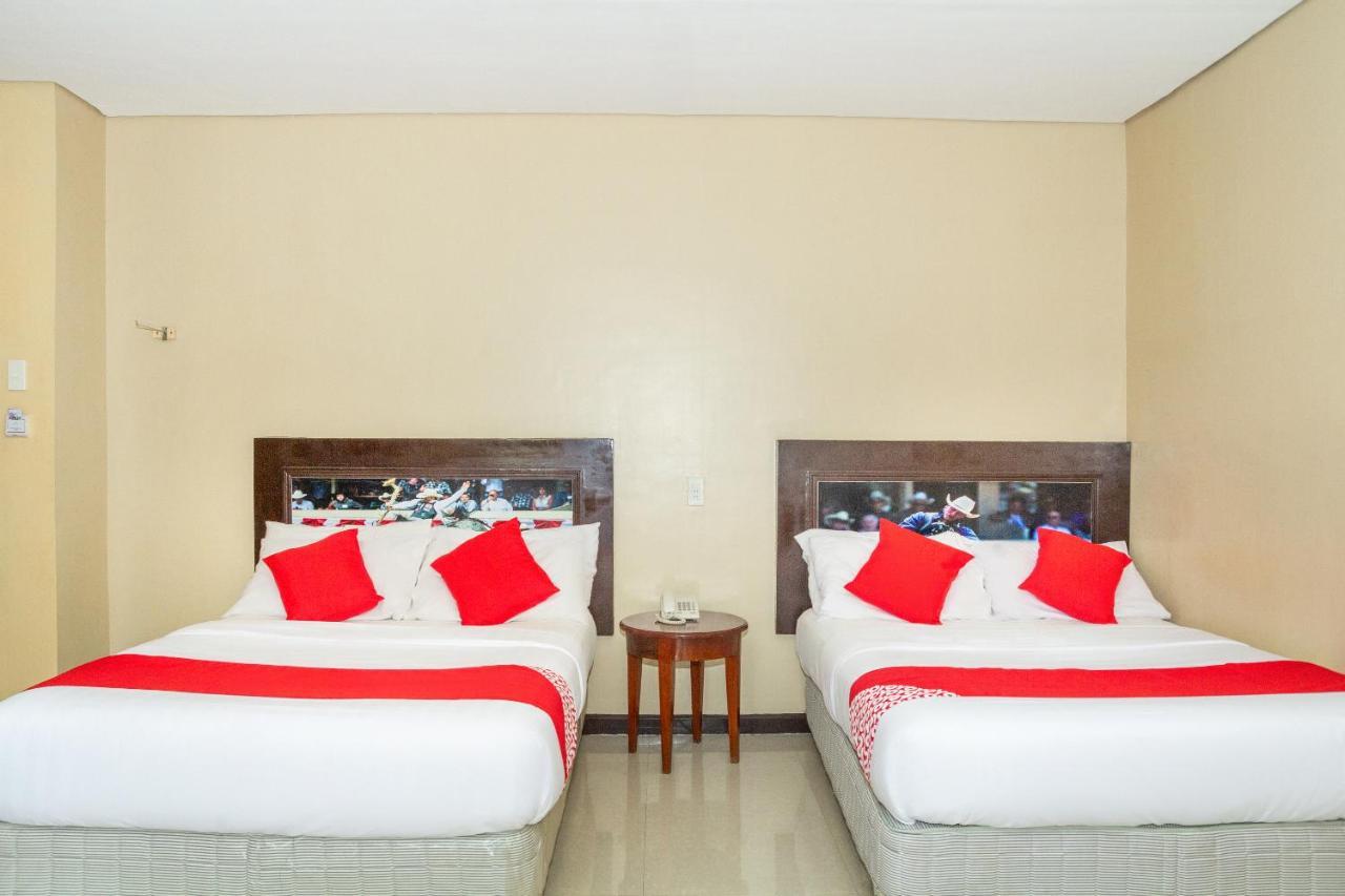 Oyo 133 Jazzy James Country Hotel 2 Davao City Dış mekan fotoğraf